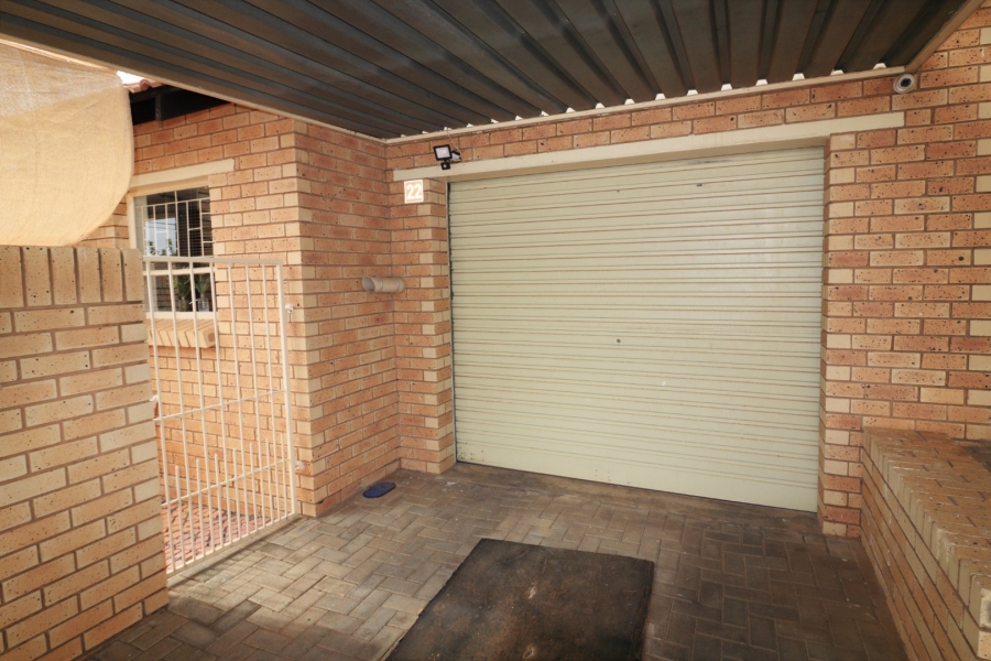 3 Bedroom Property for Sale in Langenhovenpark Free State